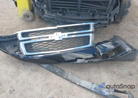 2018 Chevrolet Suburban Ls z USA, uszkodzony, nr VIN 1GNSCGKC7JR352612